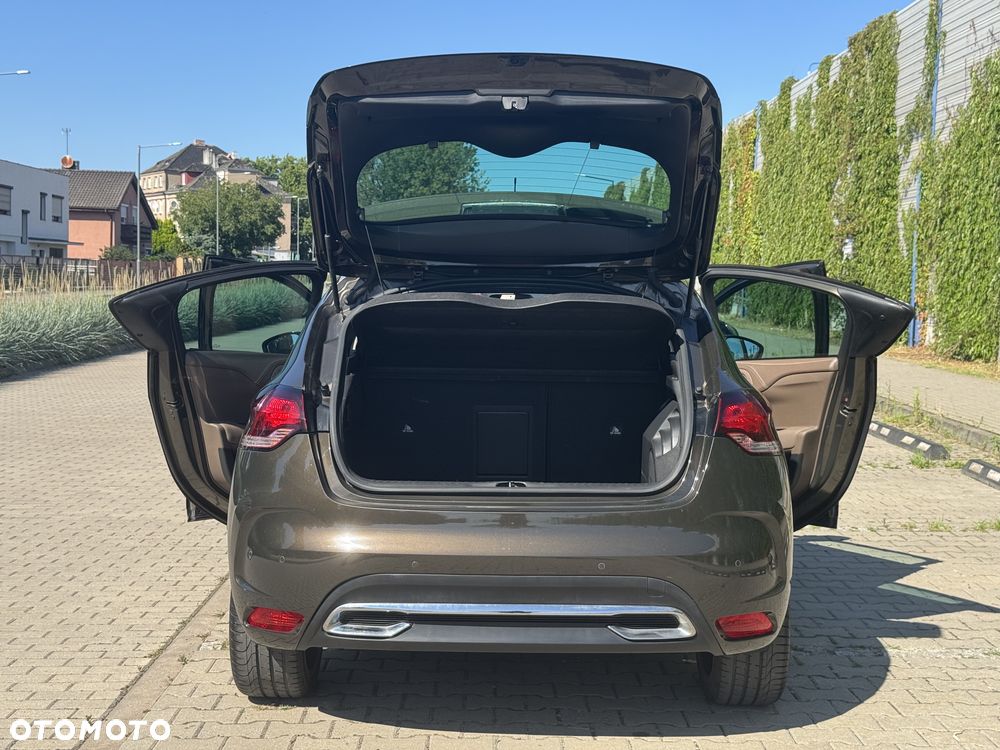 Citroën DS4 1.6 THP SportChic - 11