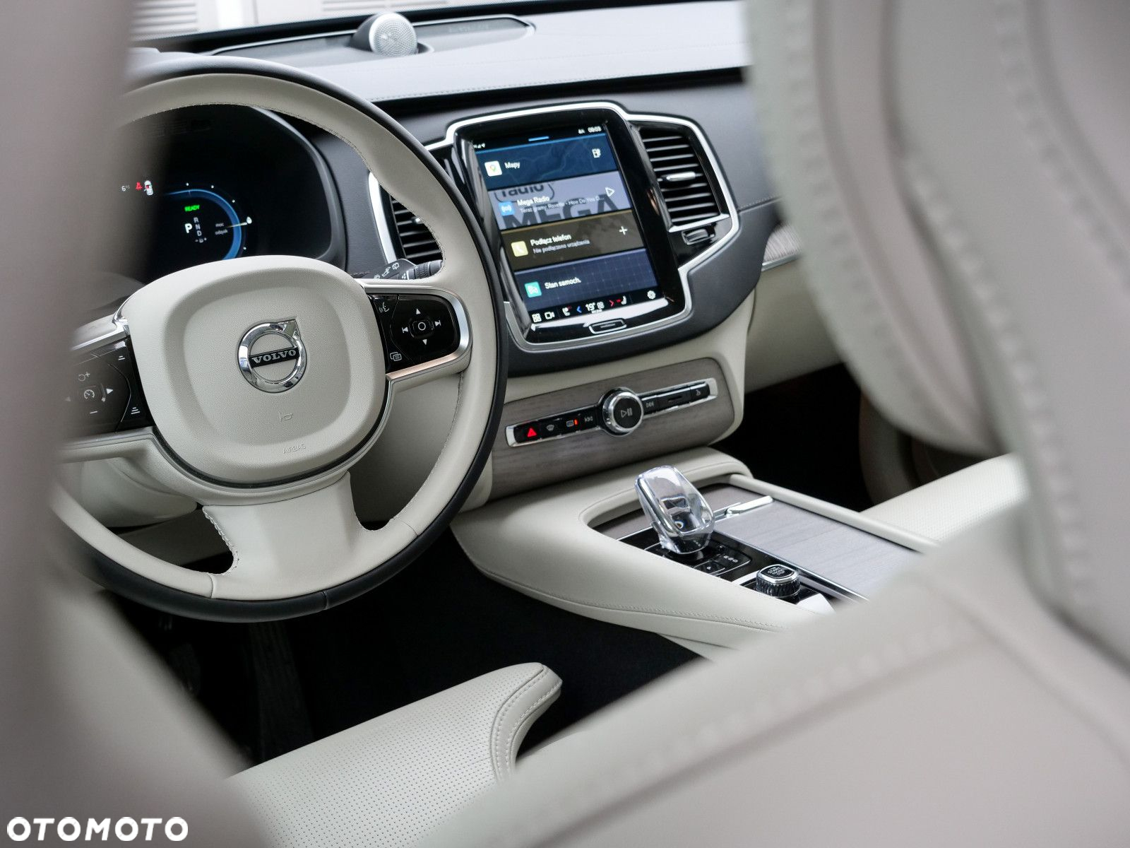 Volvo XC 90 - 16