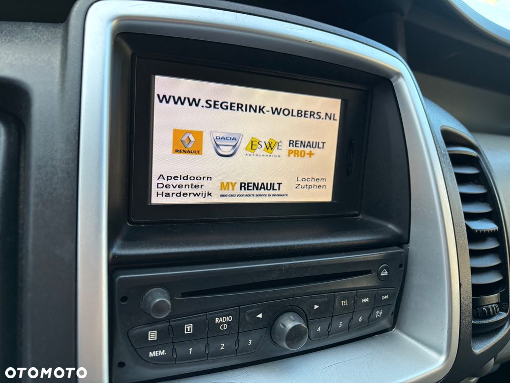 Renault Trafic - 22