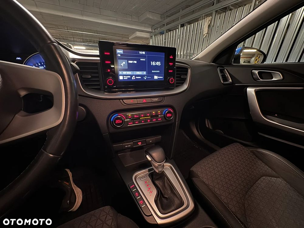 Kia XCeed - 21