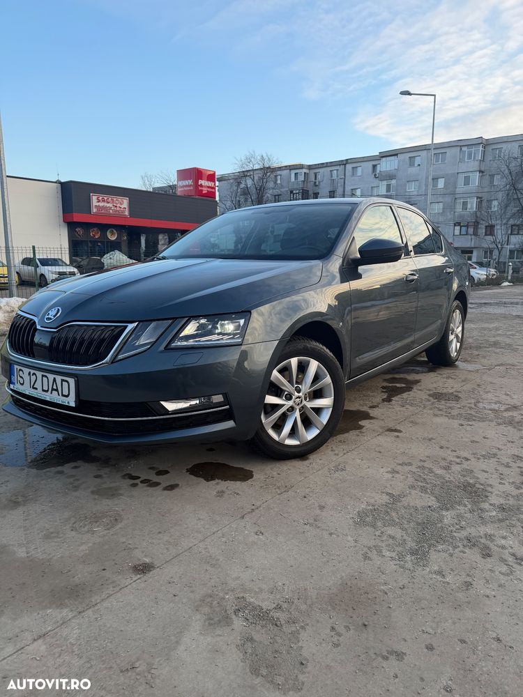 Skoda Octavia 2.0 TDI 4X4 STYLE - 3