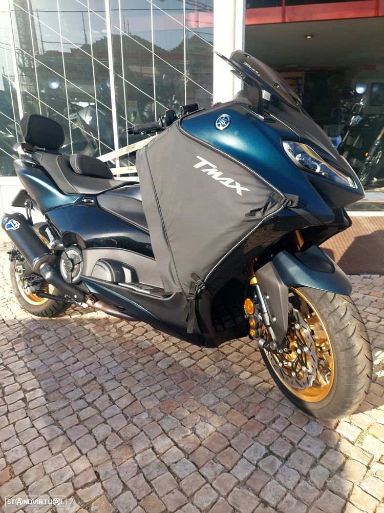 Yamaha TMAX Tech Max - 1