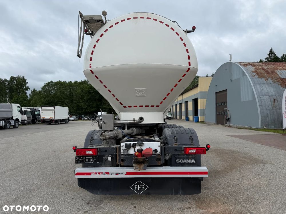 Scania R490 8x2*6 - 5