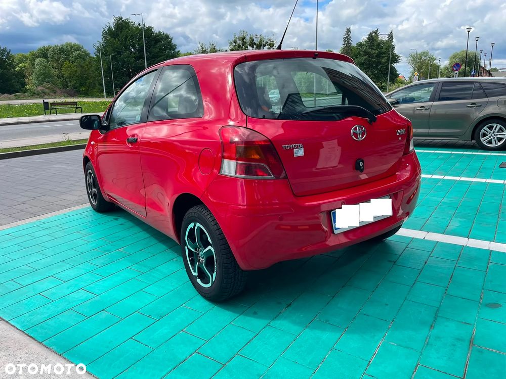 Toyota Yaris 1.0 Terra - 6