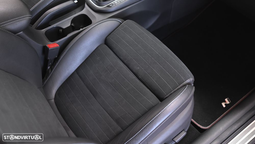 Hyundai i30 N 2.0 T-GDI Performance - 36