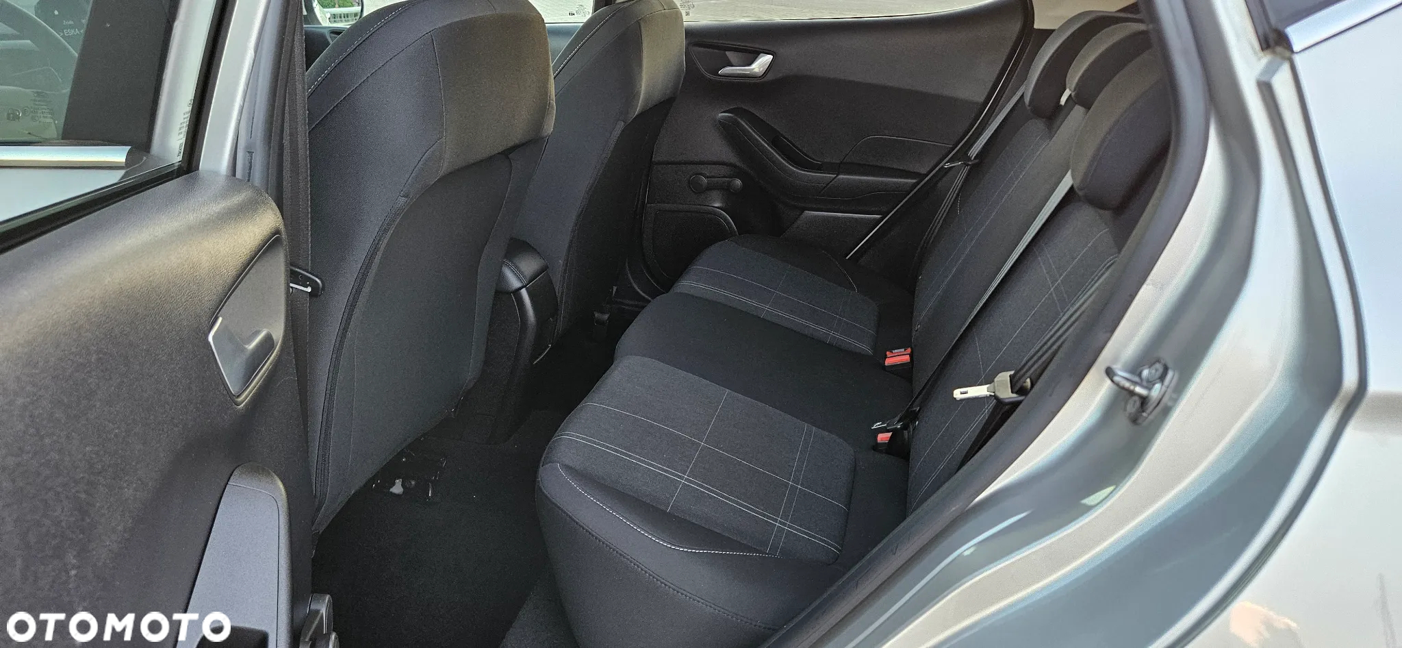 Ford Fiesta 1.0 EcoBoost S&S TITANIUM - 7