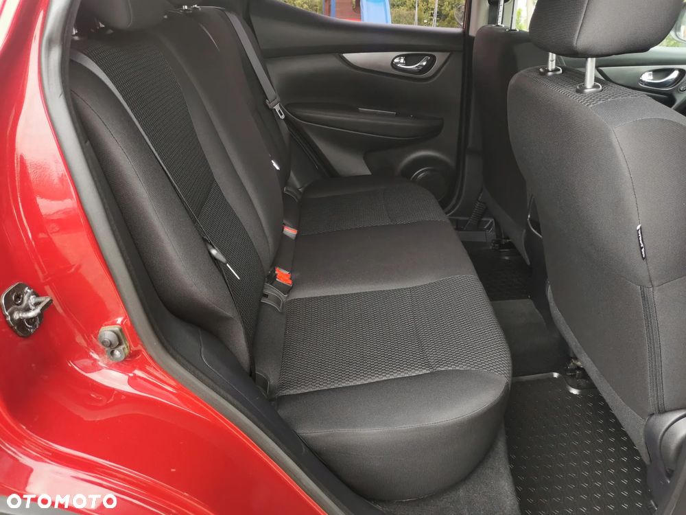 Nissan Qashqai 1.3 DIG-T Visia - 17