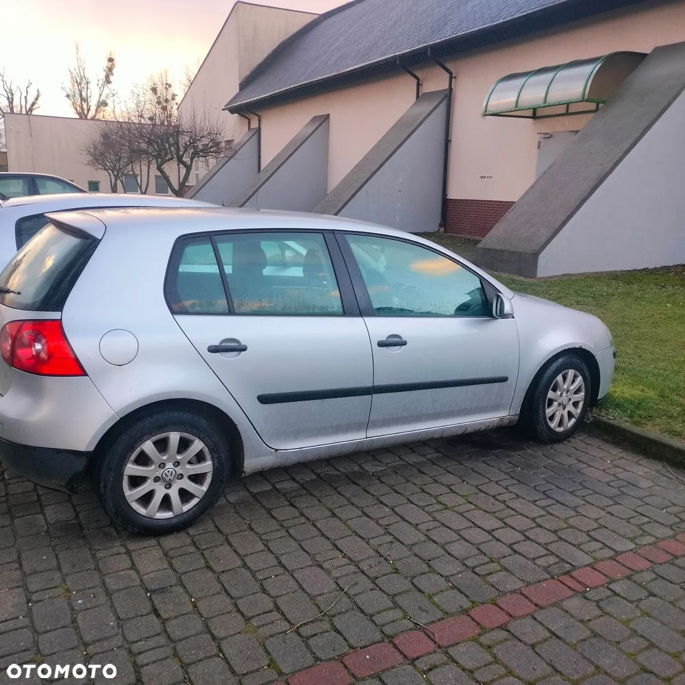 Volkswagen Golf 1.9 TDI Comfortline - 4