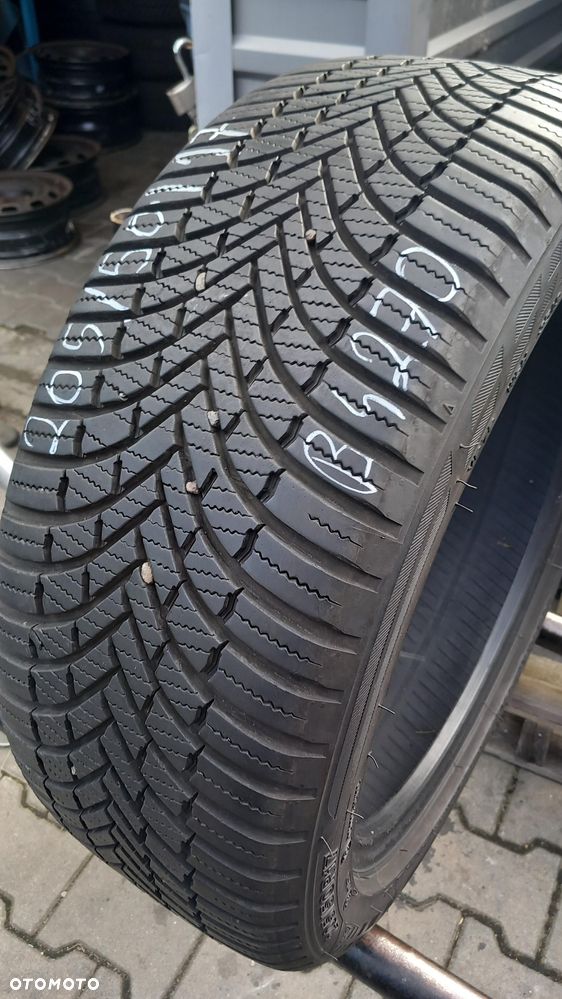 205/50/17 Firestone MultiSeason 93V - 2