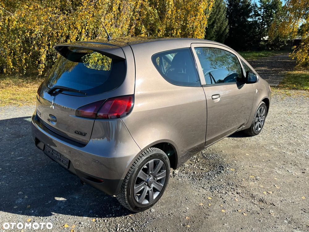 Mitsubishi Colt - 3