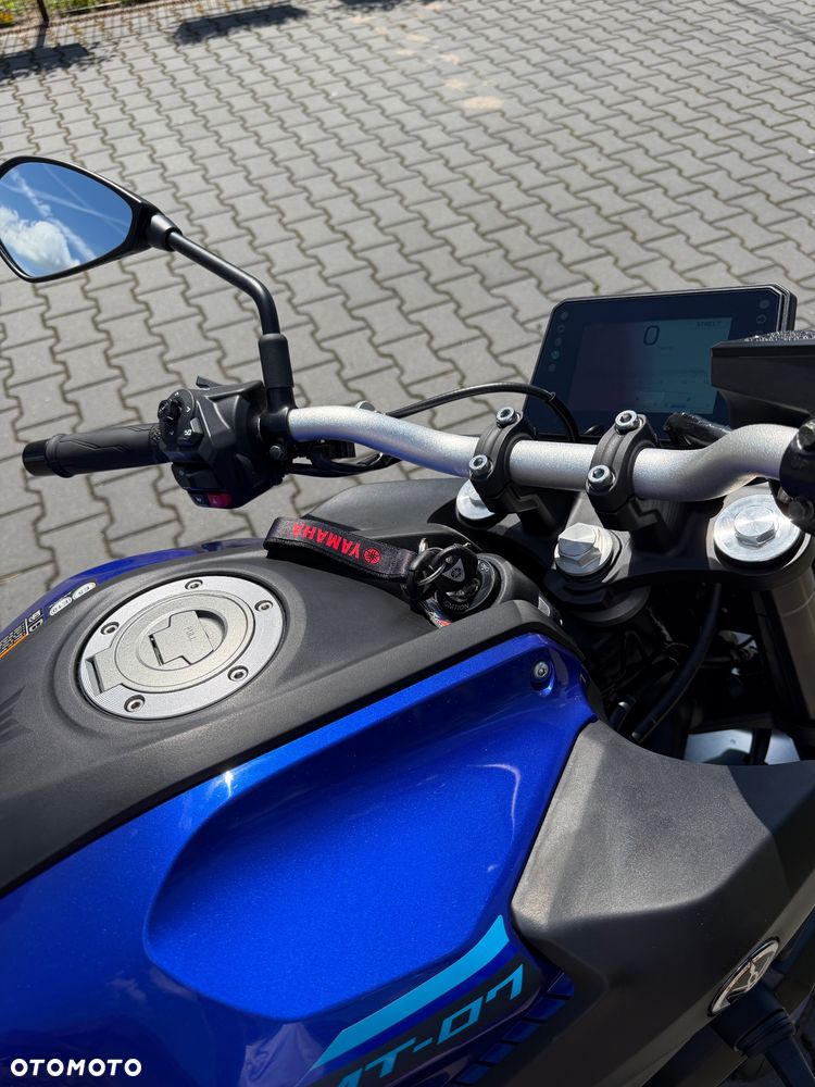 Yamaha MT - 7