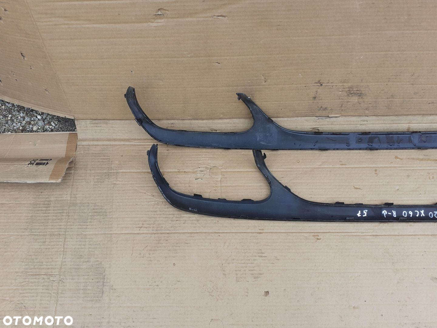VOLVO XC60 II Spoiler zderzaka tył 17-21 r31449268 - 5
