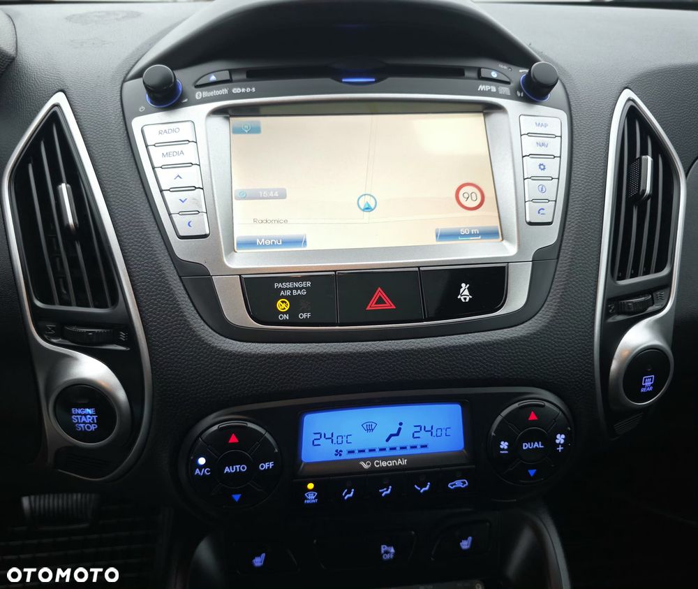 Hyundai ix35 2.0 CRDi 4WD Automatik Premium - 24