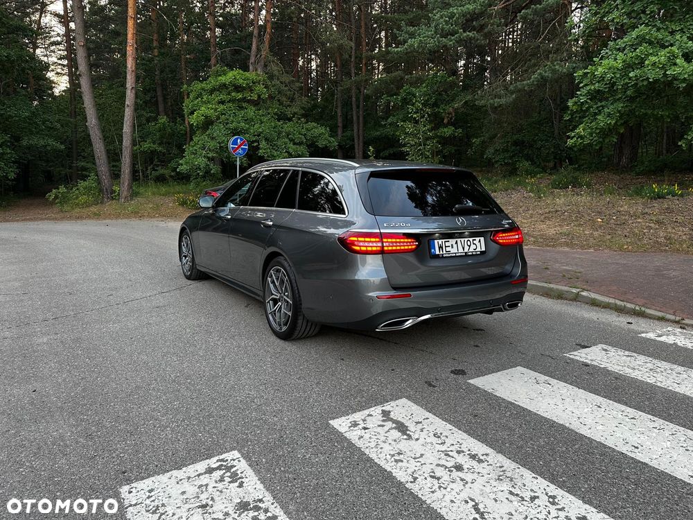 Mercedes-Benz Klasa E 220 d AMG - 3