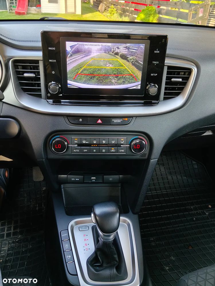 Kia Ceed 1.4 T-GDI M DCT - 11