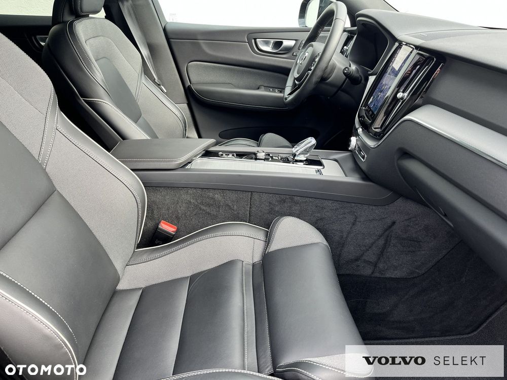 Volvo XC 60 - 31