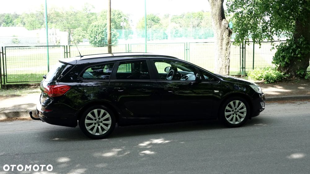 Opel Astra 1.6 Turbo - 35