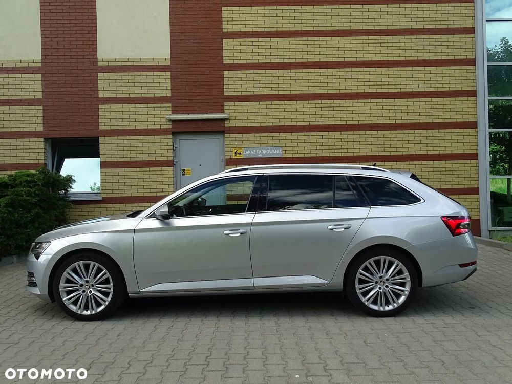 Skoda Superb 2.0 TDI SCR Style DSG - 10