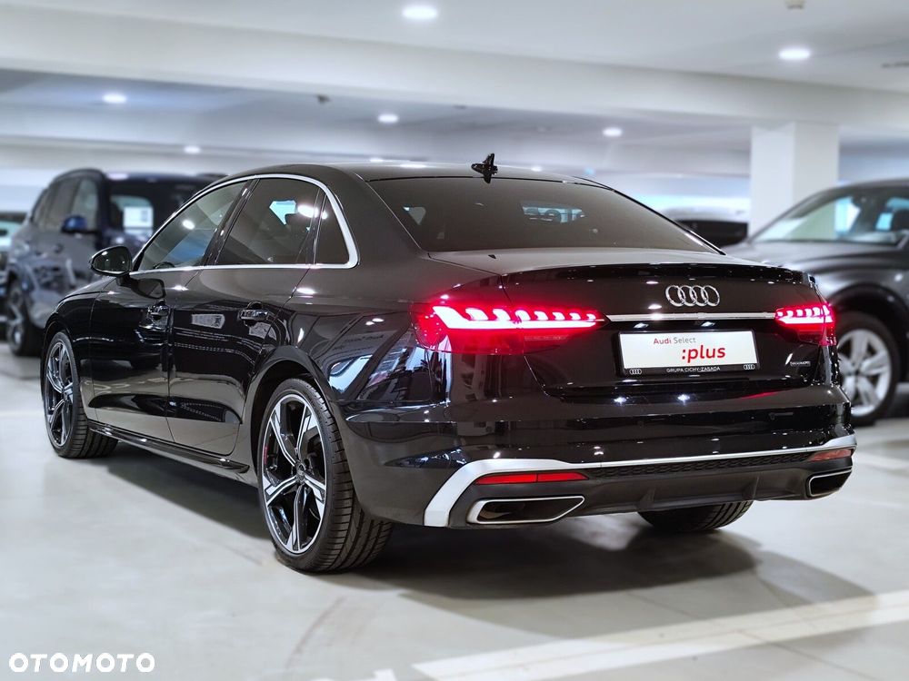 Audi A4 Limousine - 3