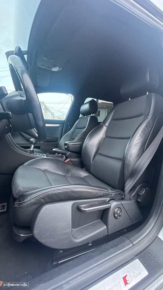 Audi A4 Avant 2.0 TDI S-line - 4