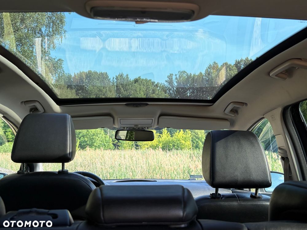 Ford Kuga 2.0 TDCi Titanium FWD - 6