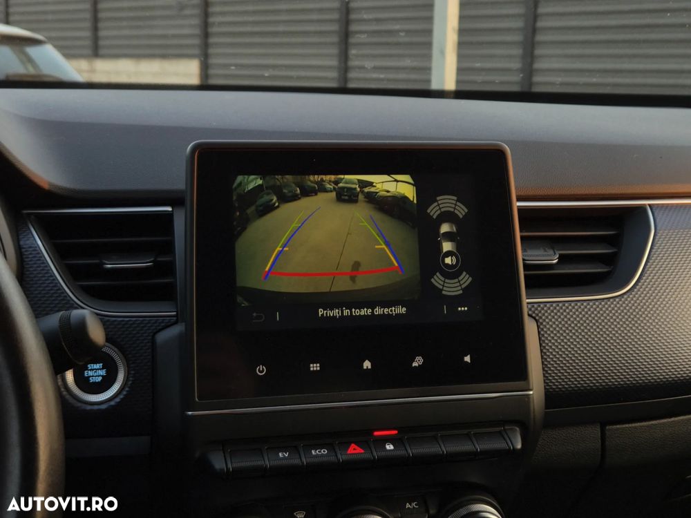 Renault Arkana E-TECH 145 Evolution - 30