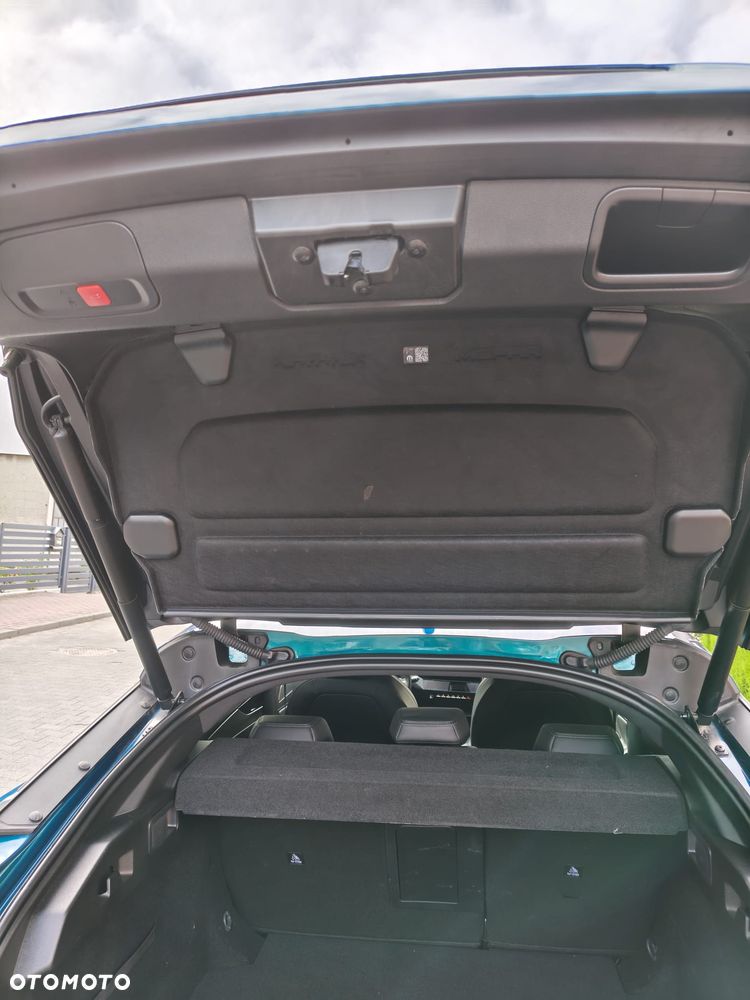 Peugeot 408 - 18