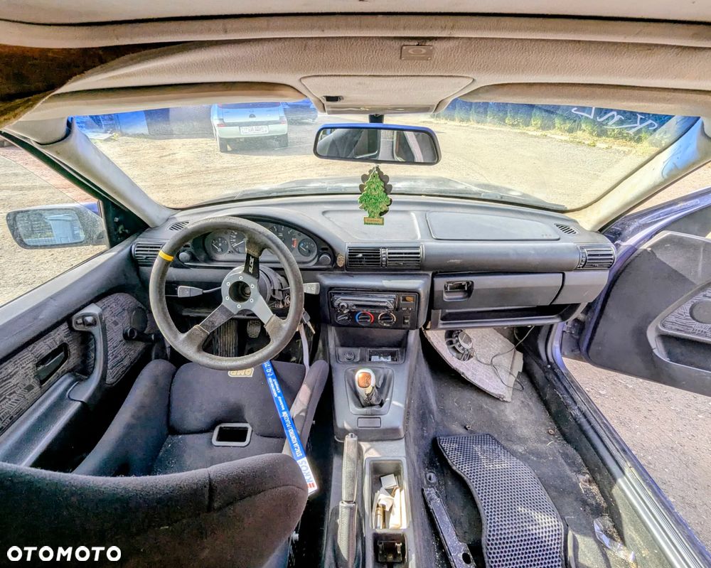 BMW E36 Compact 316i na części - 7
