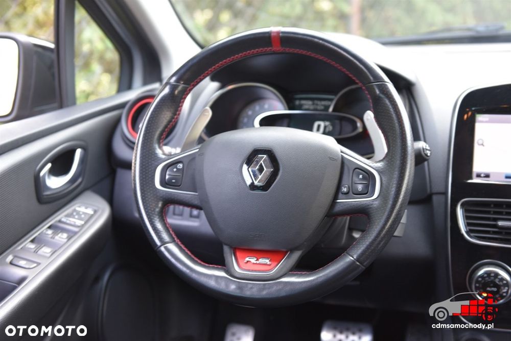 Renault Clio TCe 220 EDC R.S Trophy - 32