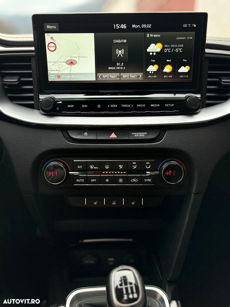 Kia Ceed - 13