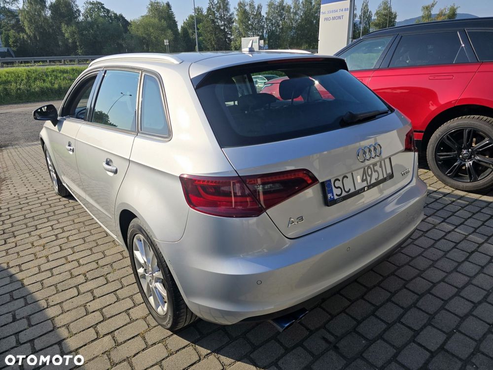 Audi A3 Sportback 1.4 TFSI Attraction - 4