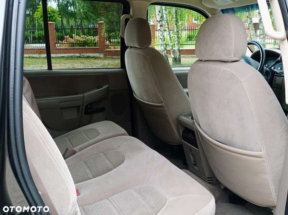 Ford Explorer 4.0 - 14
