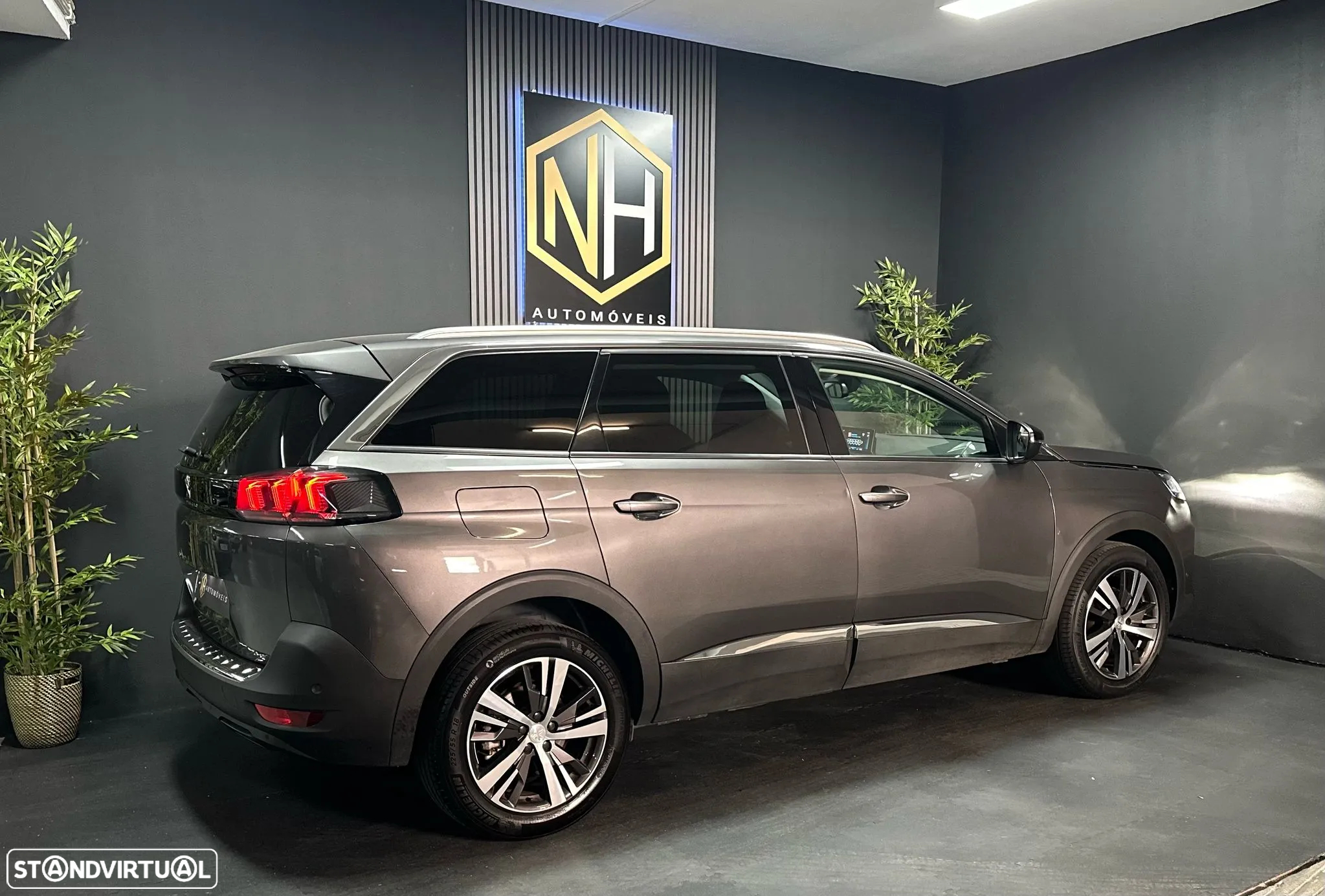 Peugeot 5008 1.2 PureTech Allure Pack EAT8 - 5
