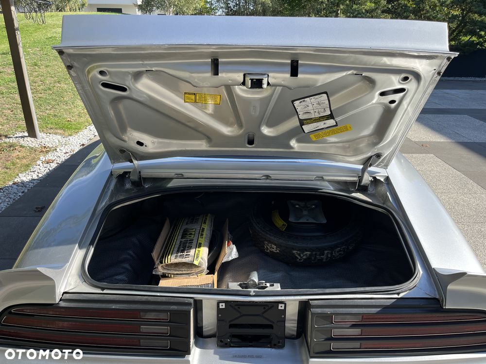 Pontiac Trans Am - 28