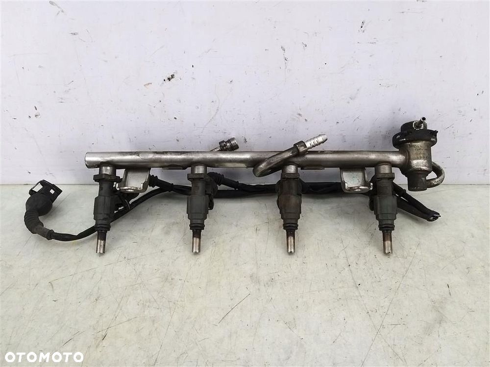 Listwa wtryskowa Audi A4 B5 PASSAT B5 1.8 TURBO 20V 150 KM 058133681 - 4