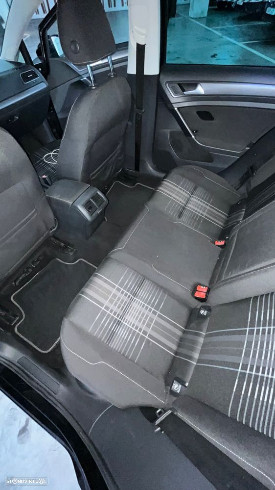 VW Golf 1.6 TDI BlueMotion Lounge - 15