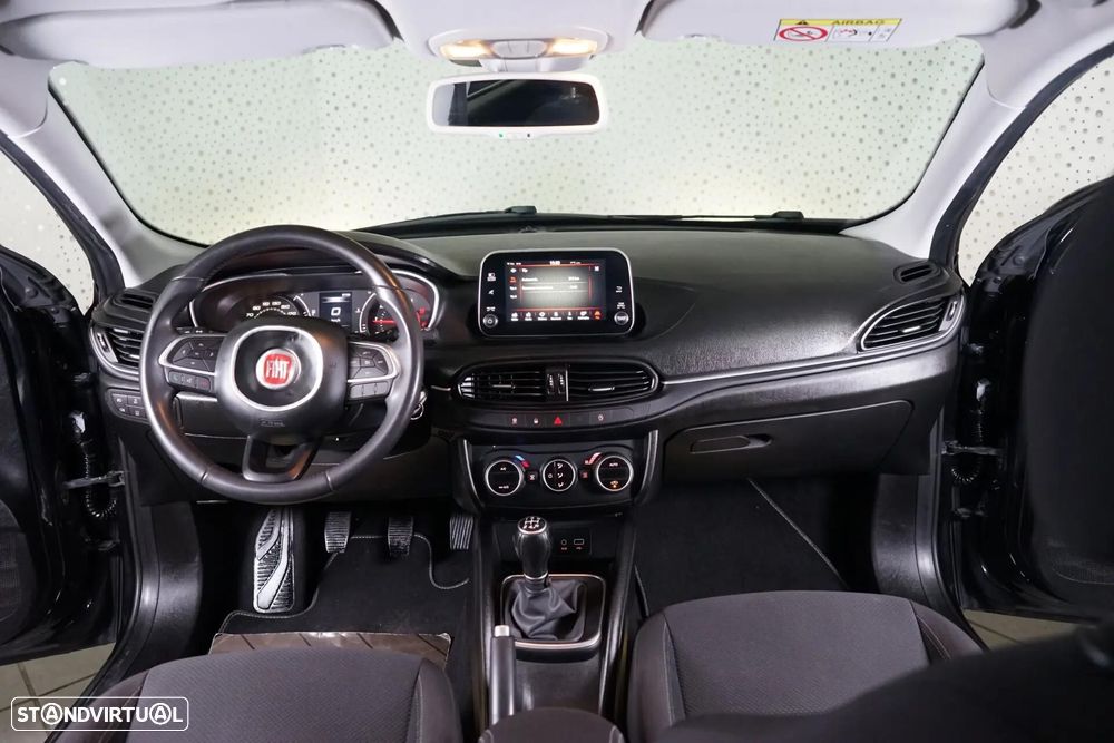Fiat Tipo Station Wagon 1.3 M-Jet Lounge - 17