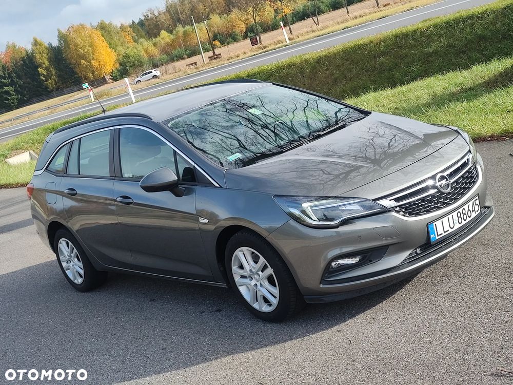 Opel Astra 1.6 CDTI Cosmo - 3