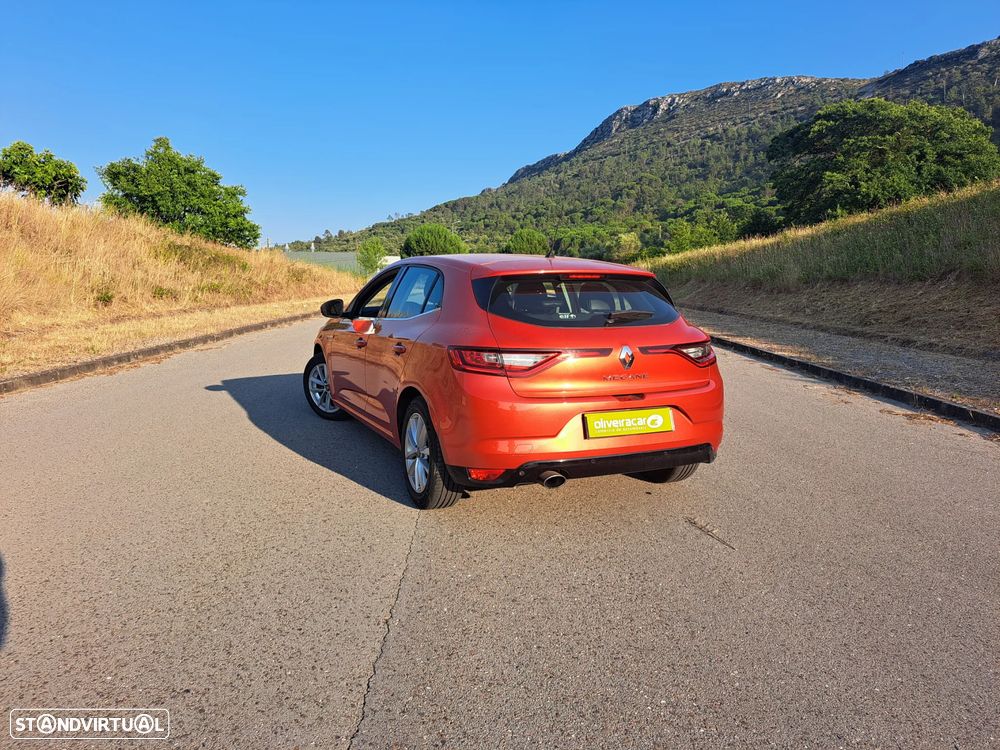 Renault Mégane 1.2 TCE Limited - 36