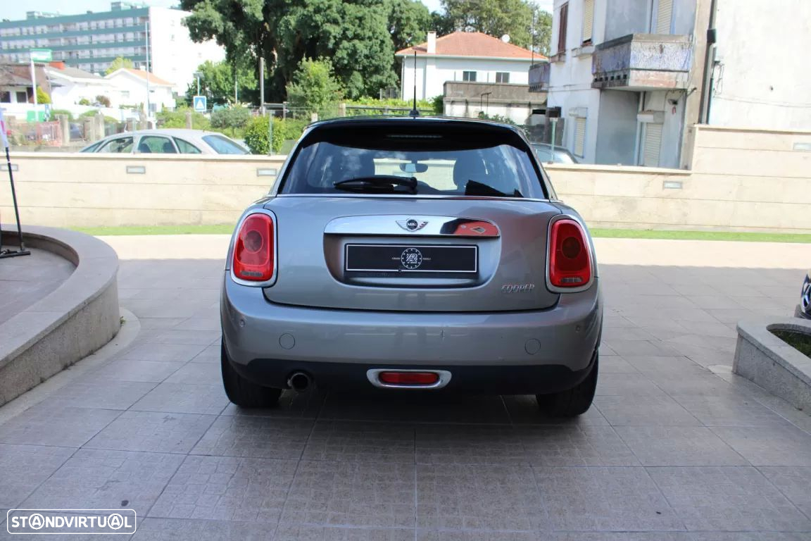 MINI 5 Portas Cooper Aut. - 6