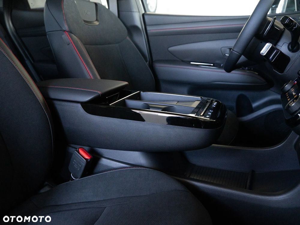 Hyundai Tucson 1.6 T-GDi HEV N Line 2WD - 33