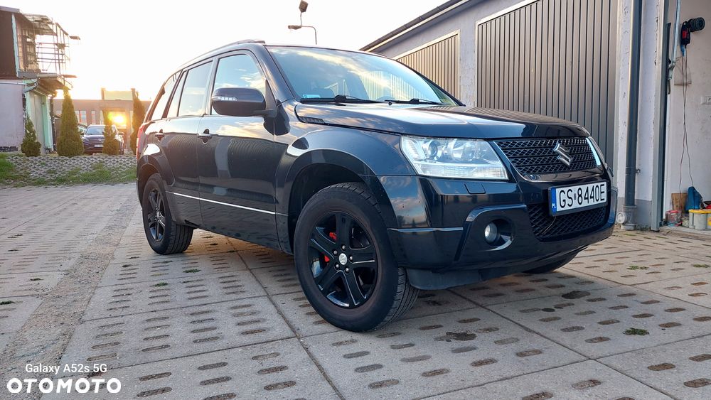 Suzuki Grand Vitara 2.4 De Luxe - 16