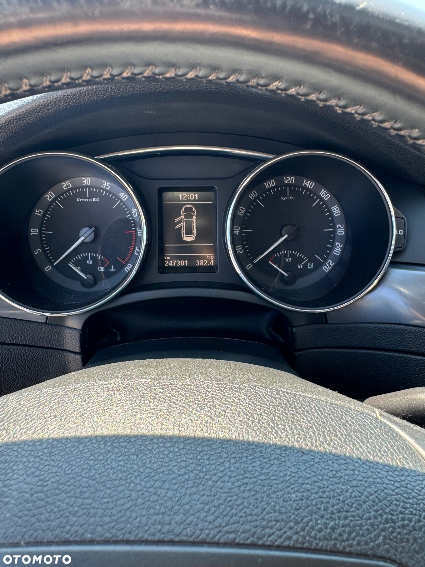 Skoda Superb 2.0 TDI DSG Comfort - 19