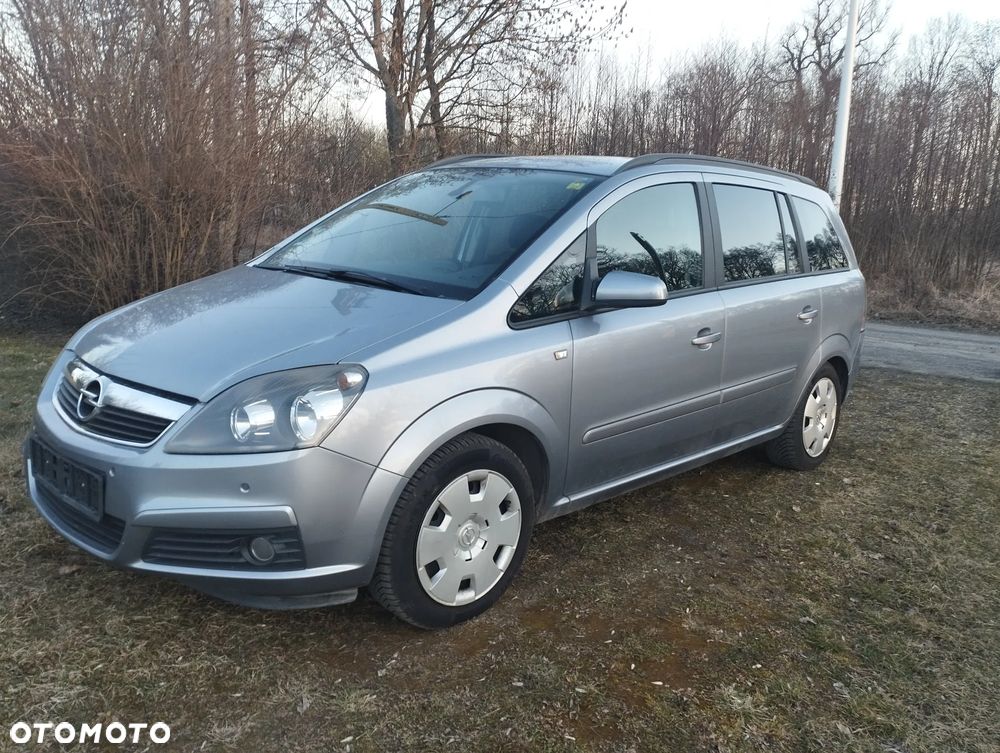 Opel Zafira - 1
