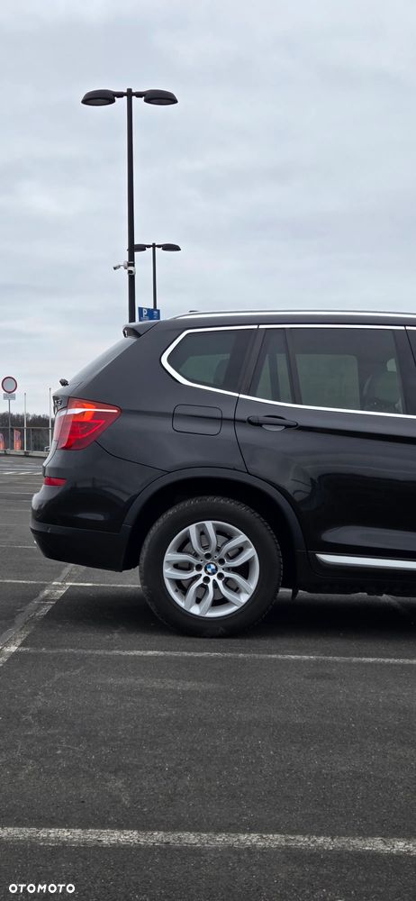 BMW X3 xDrive20d - 17