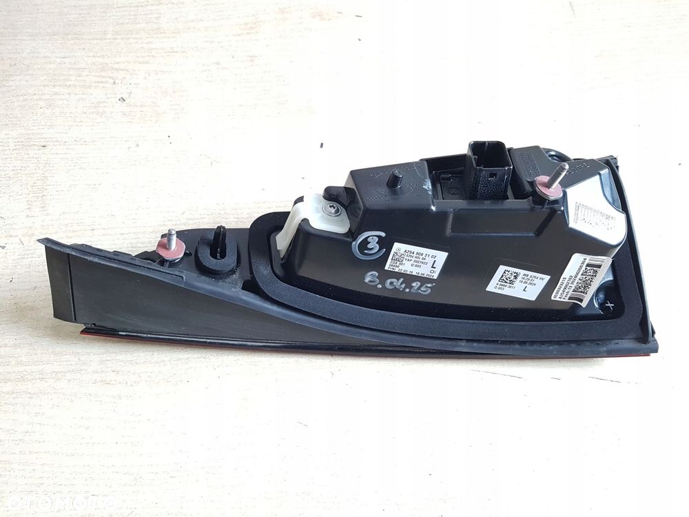 mercedes glc w254 lewa lampa tył na klapę a2549062102 - 3