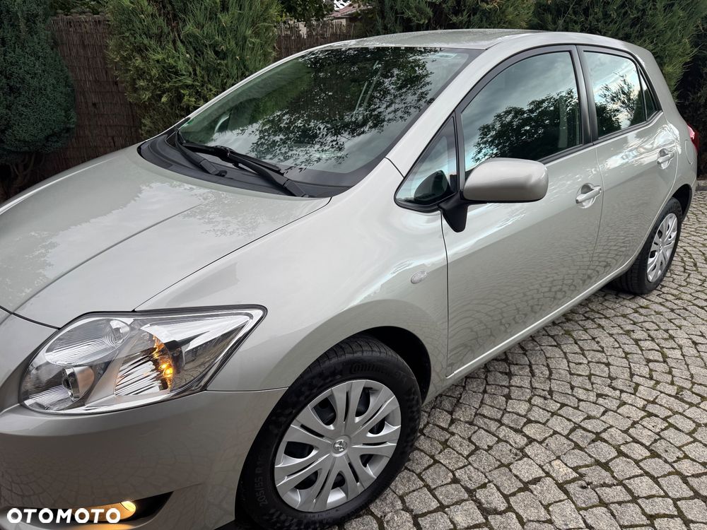 Toyota Auris 1.6 VVT-i Executive - 15