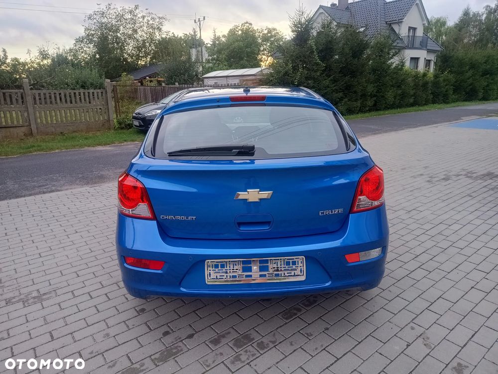 Chevrolet Cruze - 16