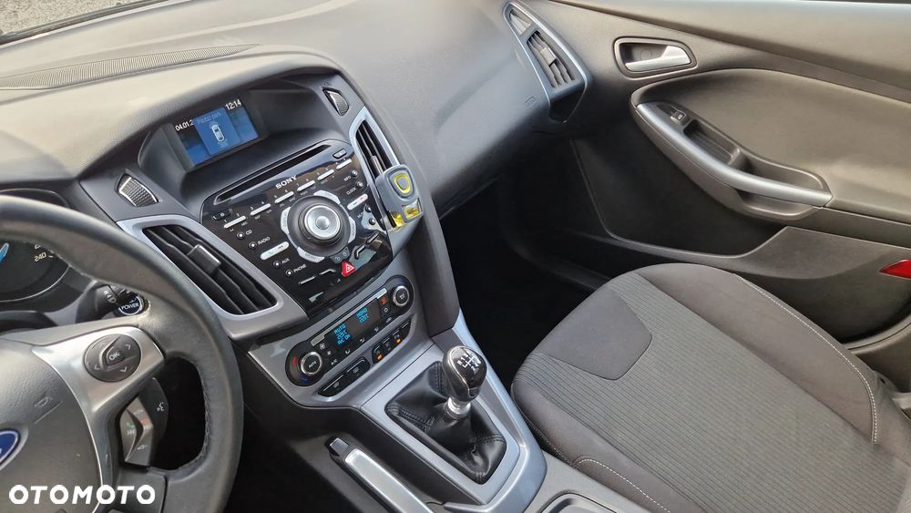 Ford Focus 1.6 EcoBoost Start-Stopp-System Titanium - 12