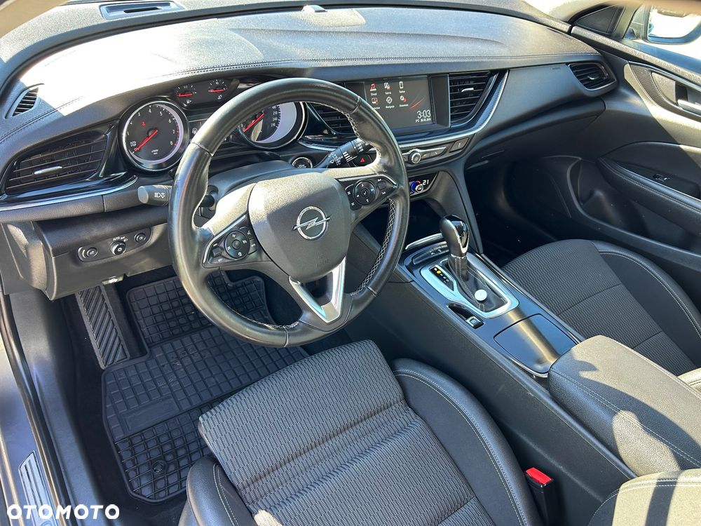 Opel Insignia 1.5 T Innovation S&S - 17